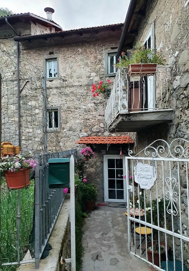 Casa Figaro Family House Villa Gorfigliano