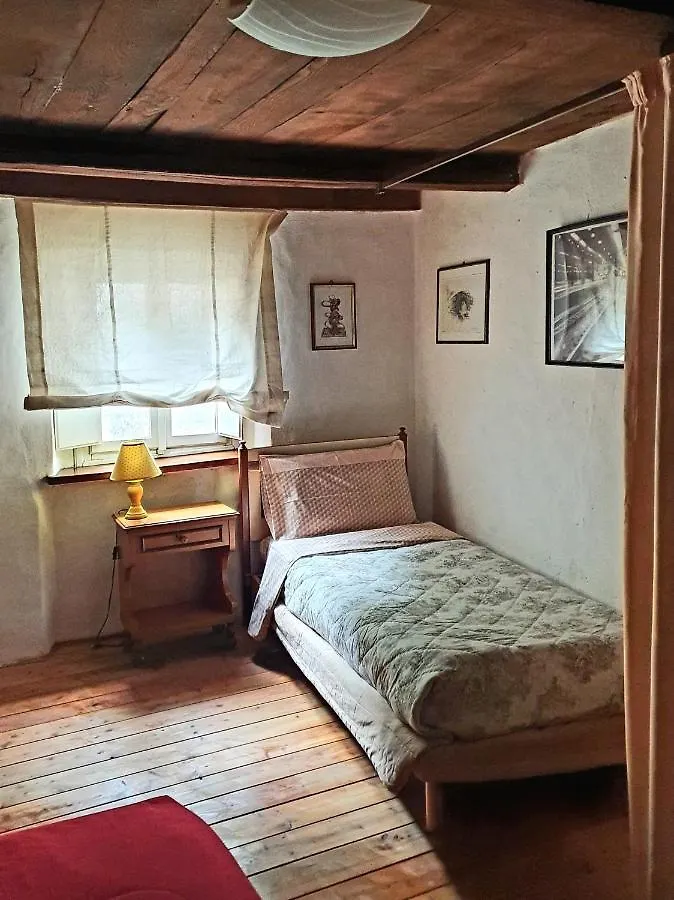 Casa Figaro Family House Villa Gorfigliano 0*,  Italy